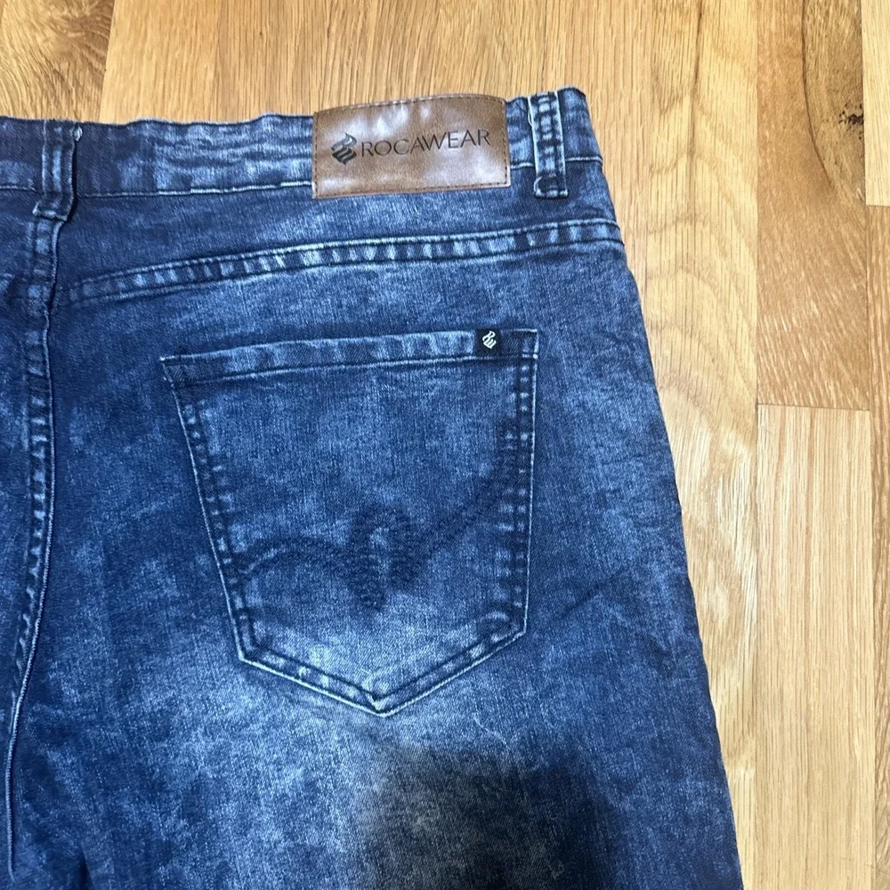 RARE VINTAGE  ROCAWEAR SLIM FIT JEANS‎ ZIPPER/KNEES 40x32